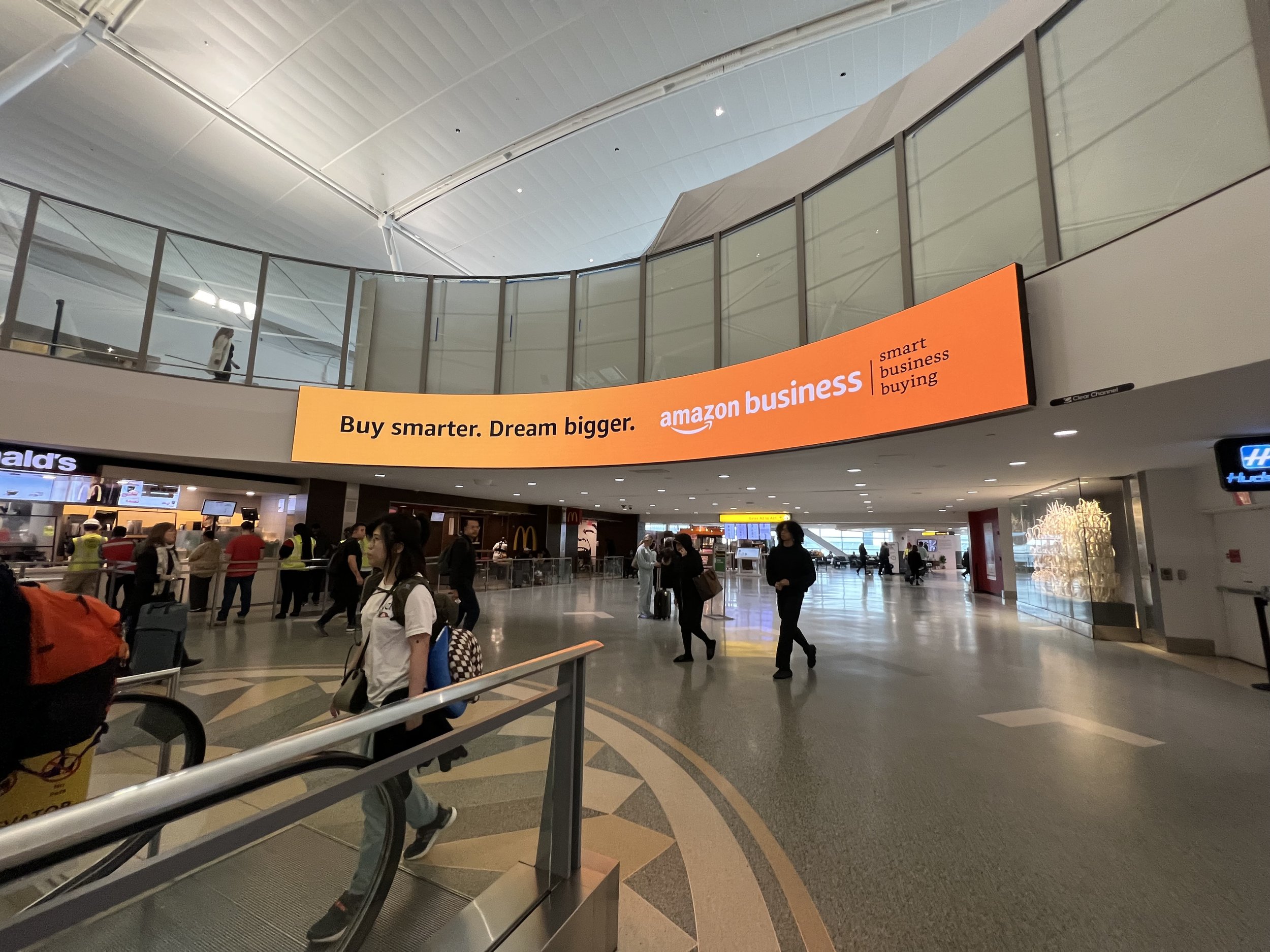 AIR_JFK_PK3VW-1_Digital_LED_AmazonBusiness_20230417 (18).jpg