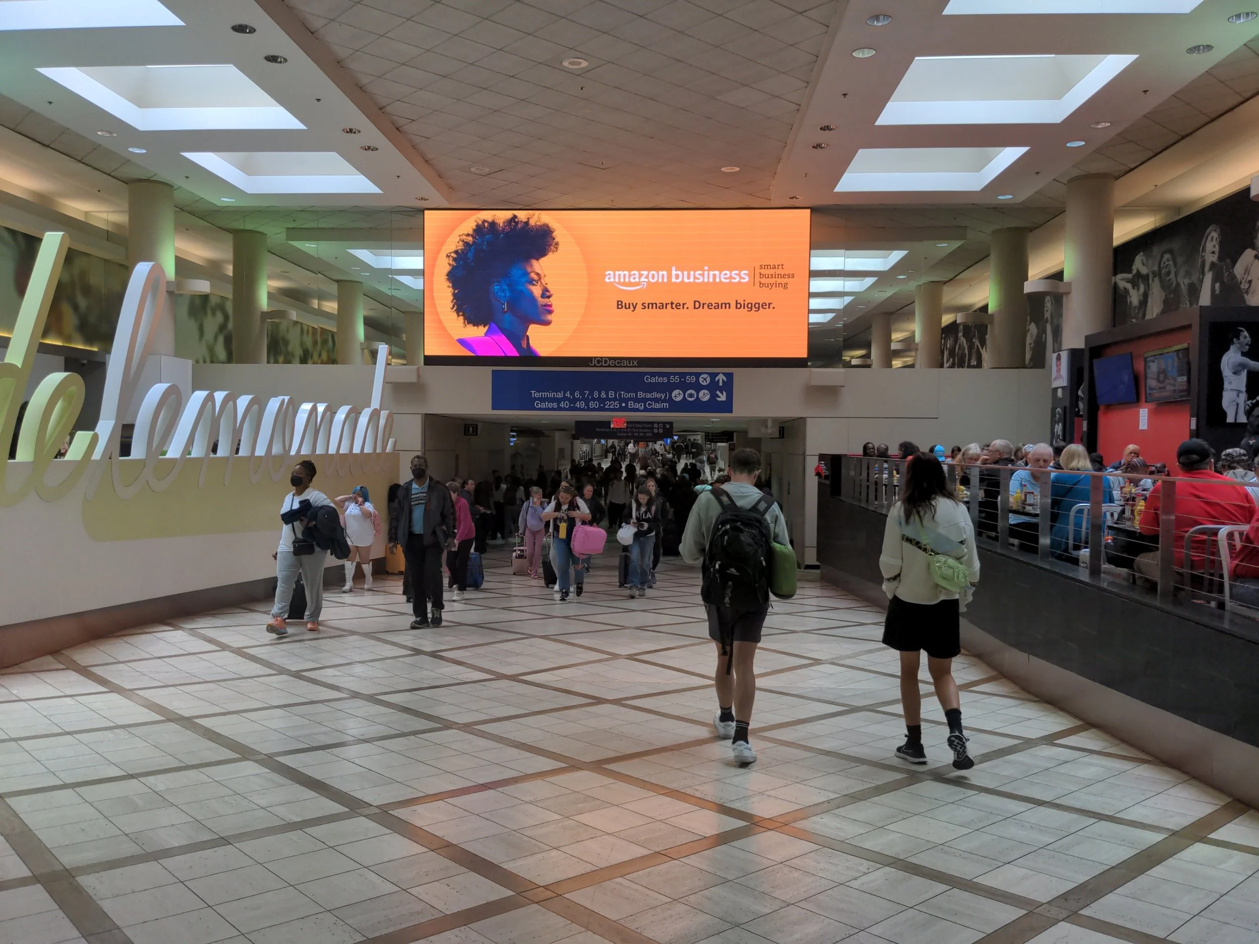 SM026203@LAX5401DG (1).jpg
