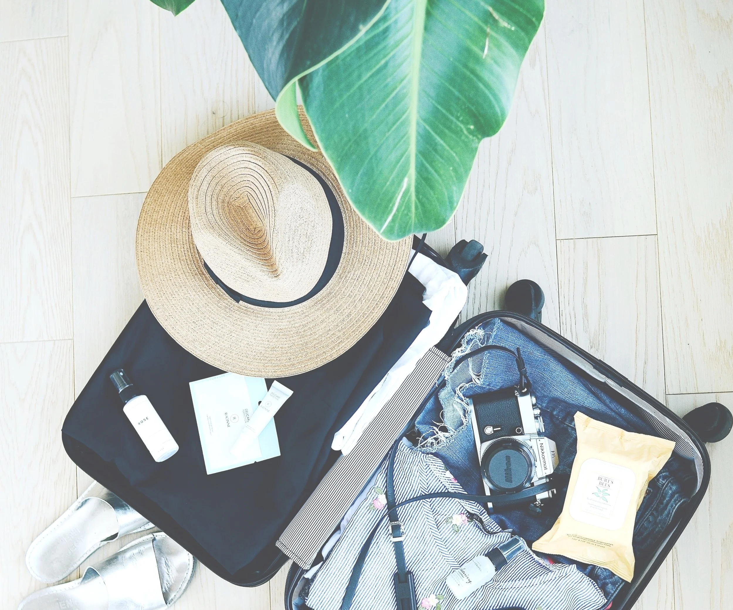 What happens to my student loan if I go travelling?