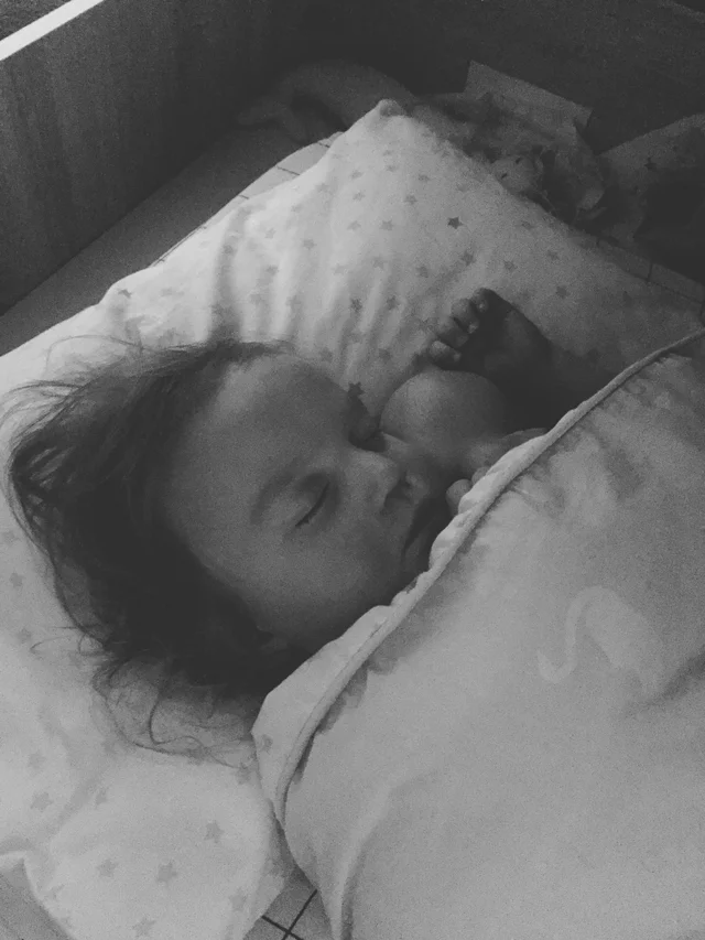 Zelda is even napping in the daytime again, all thanks to Vikki!