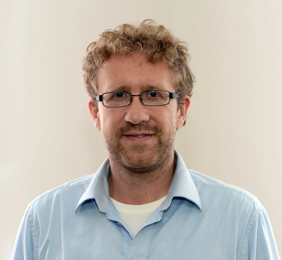 Martin Ander, předseda Pedagog, konzultant komunálních projektů v oblasti moderní energetiky, odpadového hospodářství a zelené infrastruktury měst. V letech 2006-2018 působil jako zastupitel města Brna, z toho 8 let v pozici náměstka primátora města Brna pro životní prostředí a rozvoj města. Dříve pracoval čtyři roky v pozici ředitele Hnutí DUHA - Přátelé Země Česká republika. Je absolventem Přírodovědecké fakulty Masarykovy univerzity v Brně. V Institutu aktivního občanství se věnuje především strategickému rozvoji organizace a projektům v oblasti smart cities a aktivního občanství.