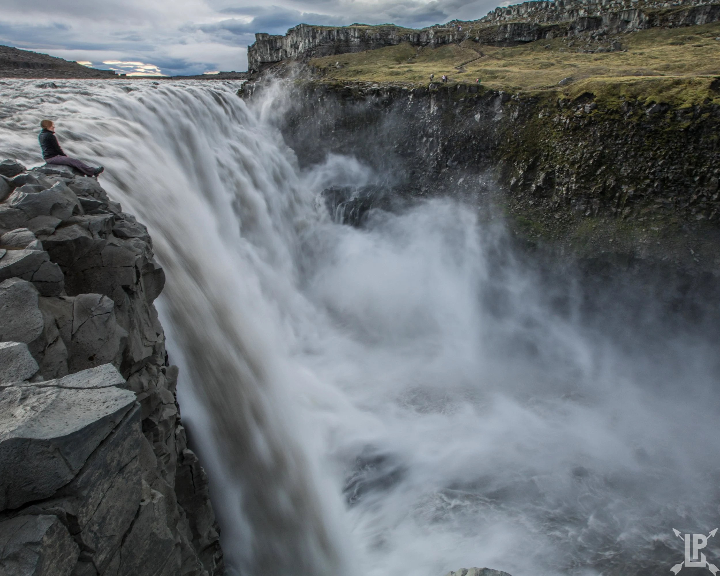 Canon 5D Mark IV, 16mm | f/22, 1/10 sec, ISO 100 View from the East side. You can see the other side is a little more set up for tourists. 