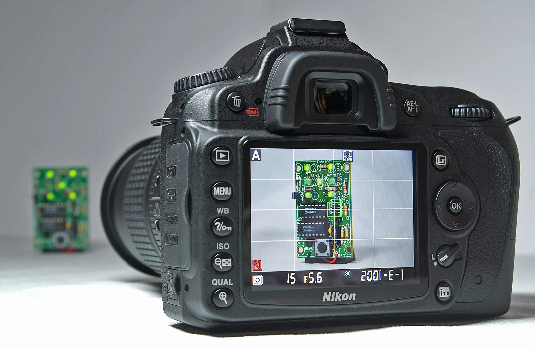 A camera in Live View, Image from Wikimedia