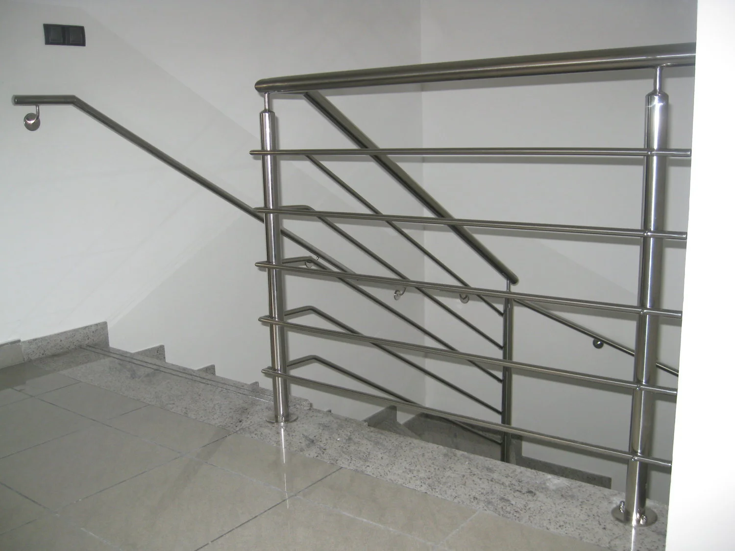 inox+notranje+ograje+08.jpg