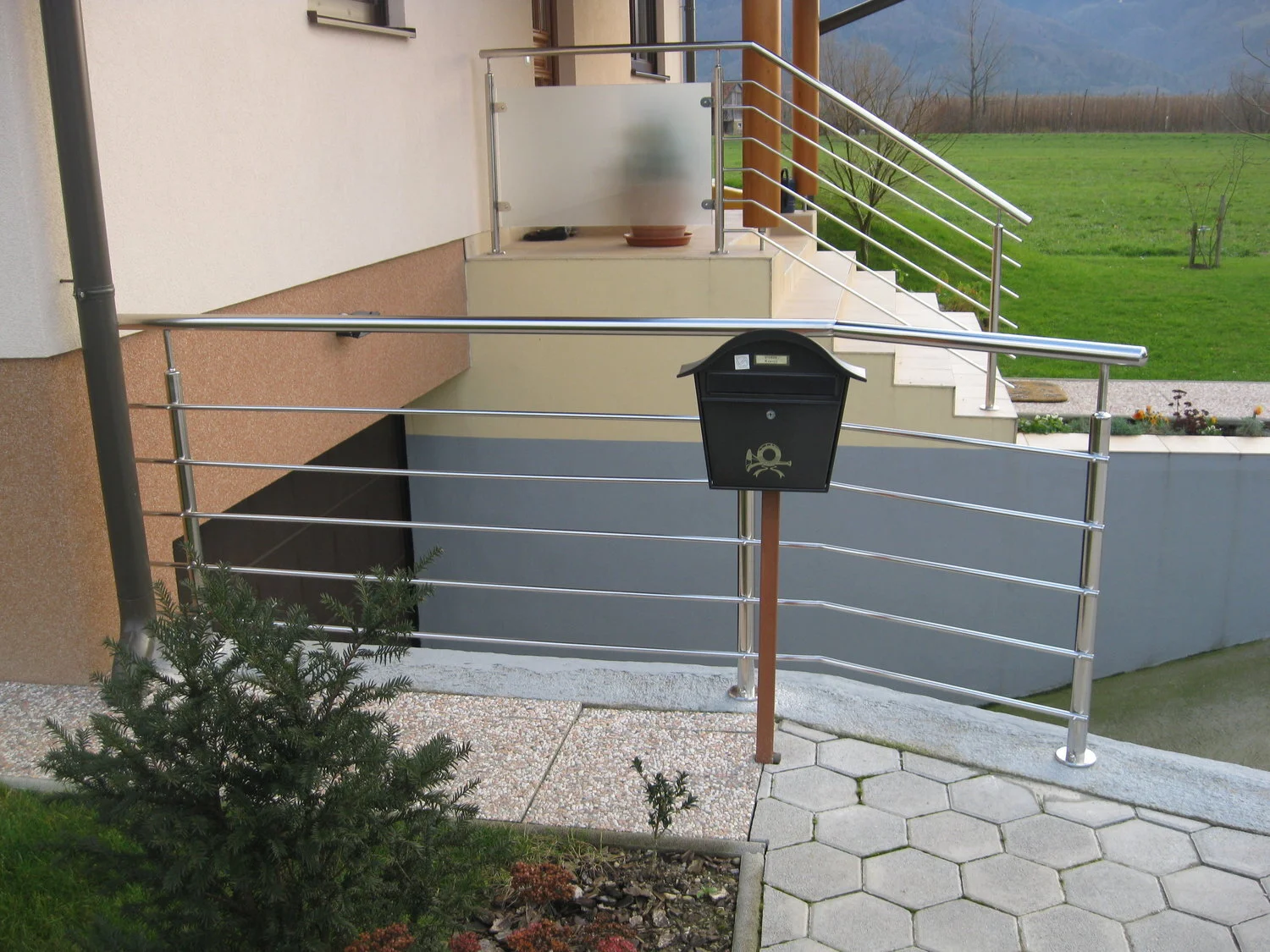 inox+zunanja+ograja+08.jpg
