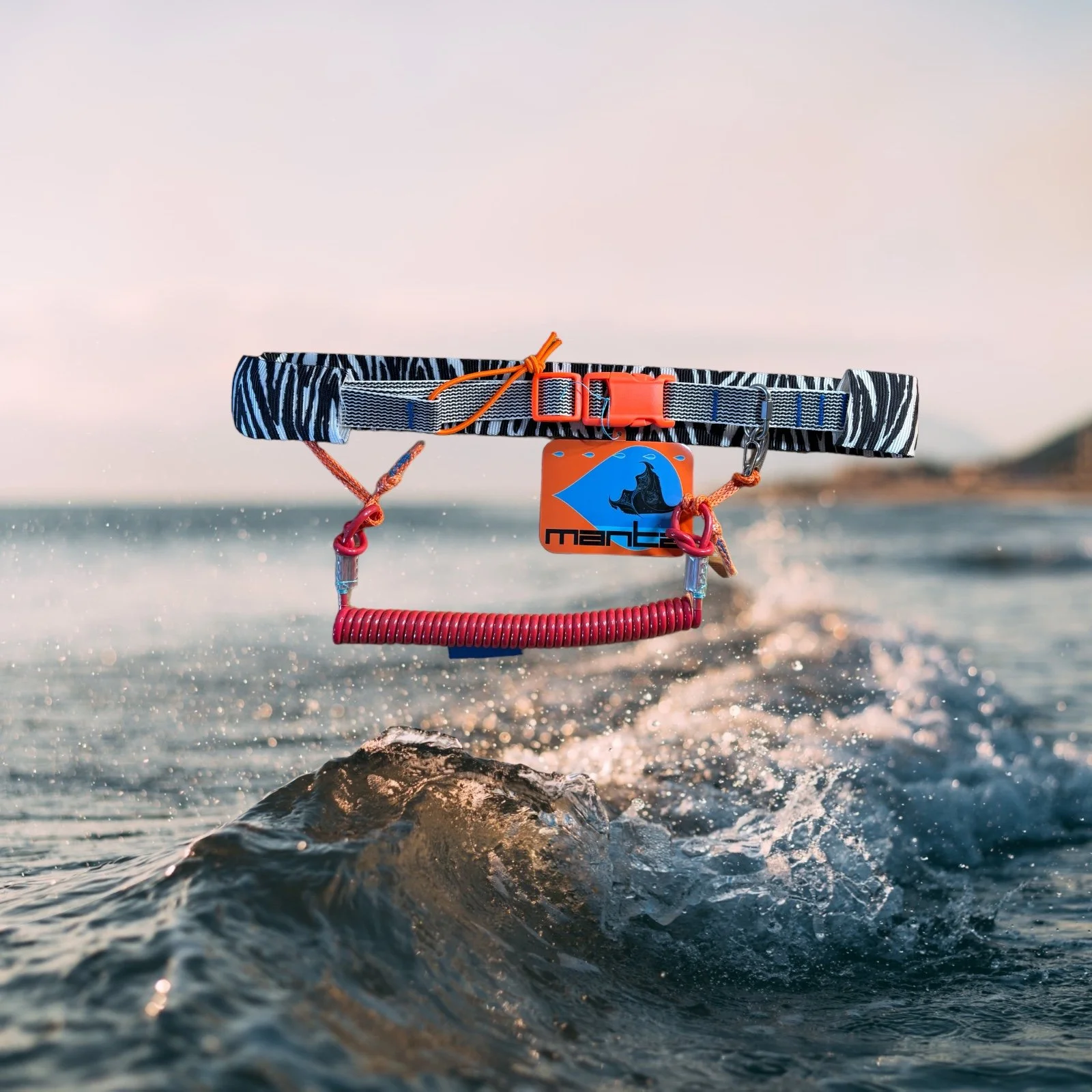 metaleash-manta-core-belt-SUP-zebra.jpg
