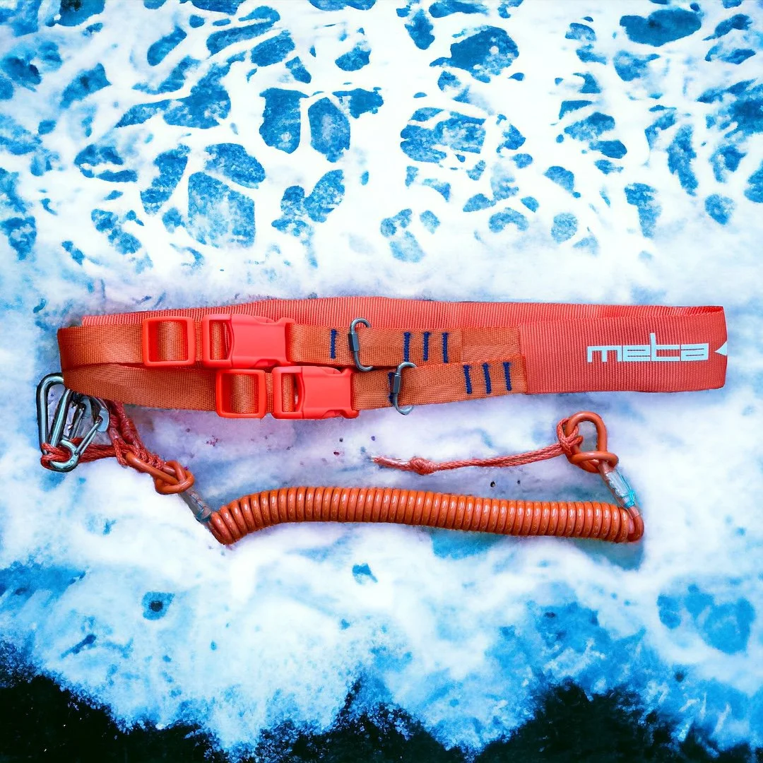 MetaLeash_belt_paddle_extreme_112724.jpg