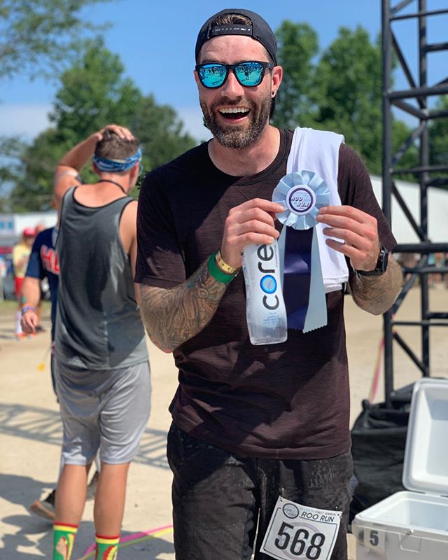 Getting up for a 9am 5k maybe wasn&rsquo;t the best festival decision... but fun way to kick off Saturday morning here on the farm! If the head of the festival can run it with a walkie on... I better too! #roorun #bonnaroo #feelinglastnight