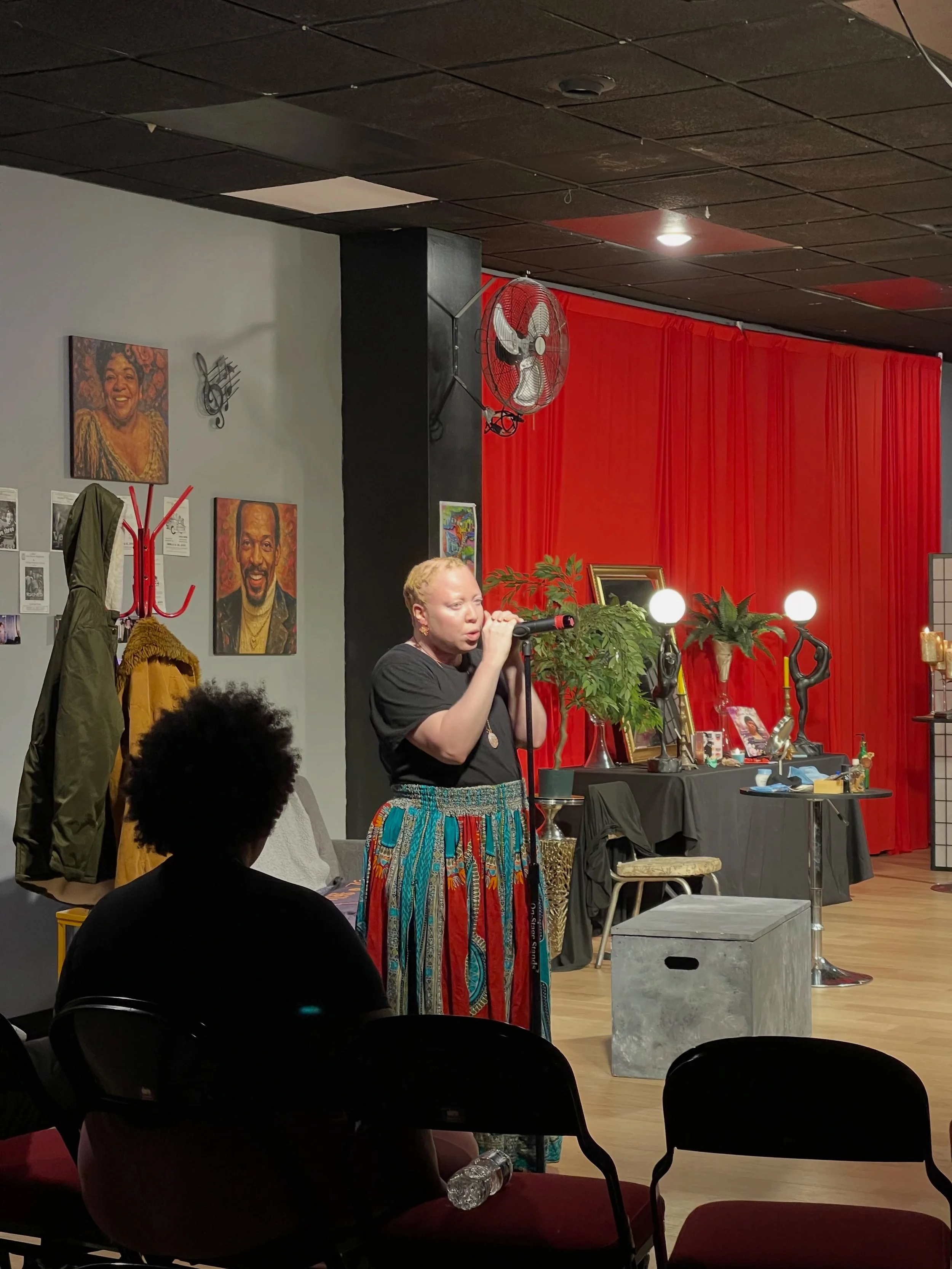 We had another great weekend with @markeitra as she performed a very powerful one woman show &lsquo;I Stay With Me&rdquo;. Thank you for sharing your talents with us a Birmingham Festival Theatre and Birmingham, AL. It was full of poetry, music and t