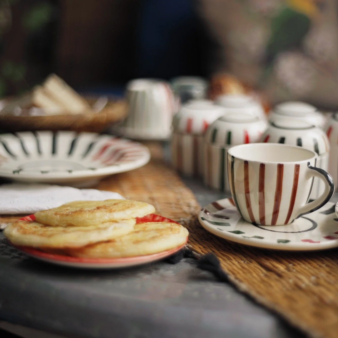 Breakfast in Fez is not just a meal.
It is a quiet moment of tea, freshly prepared msemen and morning light before the medina awakens.
A simple ritual at Dar 7 Louyat.

&copy;Louise Fohrer Sonntag
