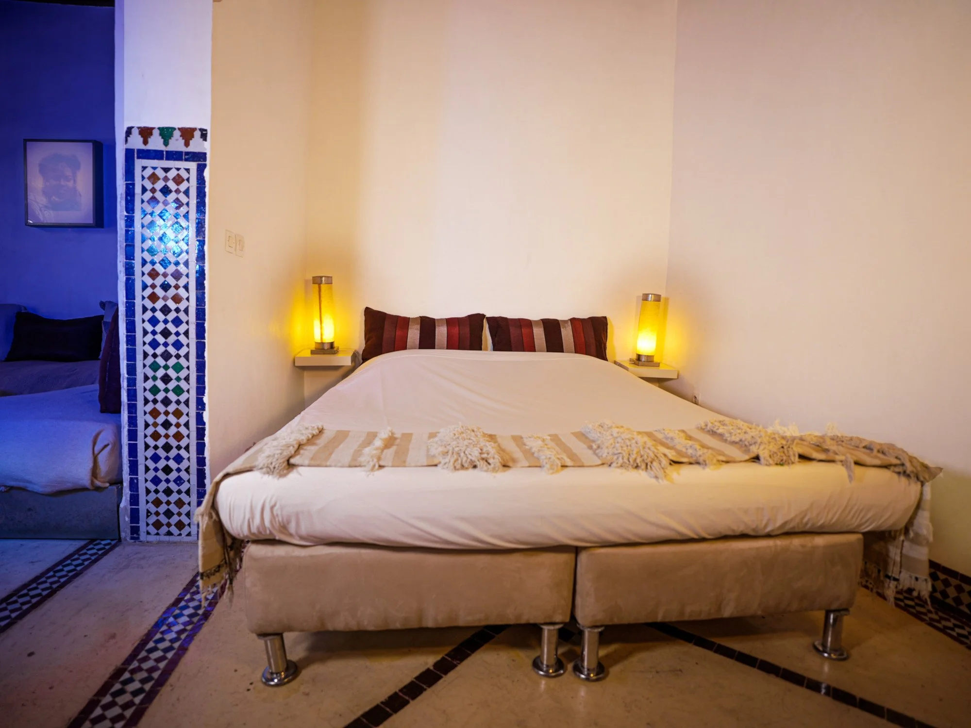 chambre Rafia- lit double - maison d'hôtes Dar7Louyat Fès