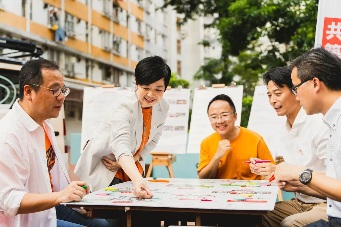 AIA Hong Kong - Multi-Stakeholder Strategy for Neighbourhood Innovation: From Participatory Experiments to Systemic Urban Transformation