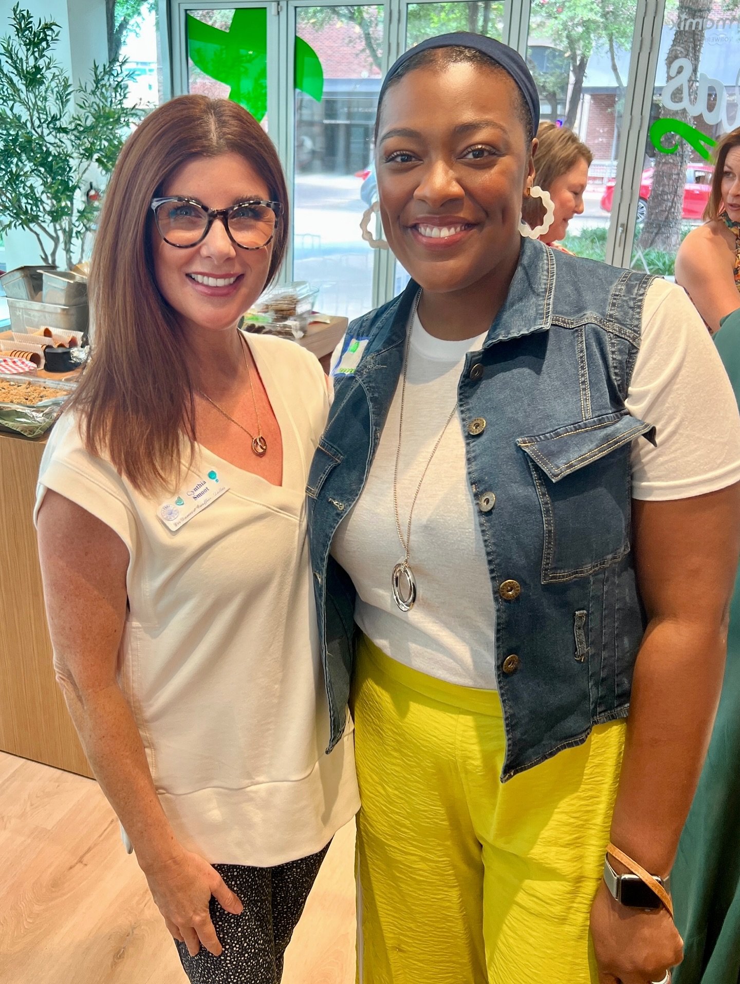 Let&rsquo;s root for our hometown girl!! Couldn&rsquo;t be prouder of my friend and fellow @dallasdames Tiffany Derry for being a judge on this season of MasterChef.  Congrats for this national platform!! 

Are you watching? Tune in Wednesday&rsquo;s