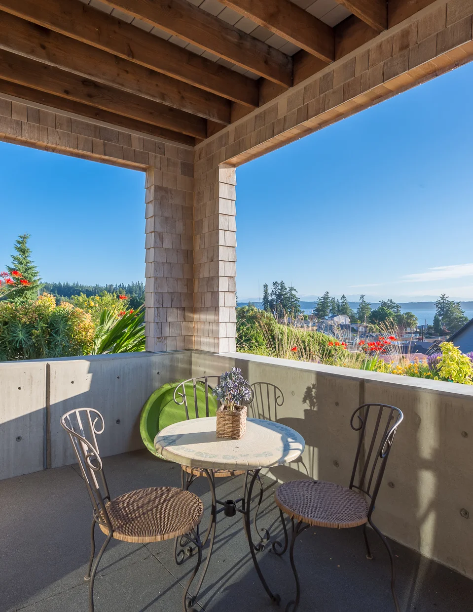 Henning Drive Residence — Designs Northwest Architects