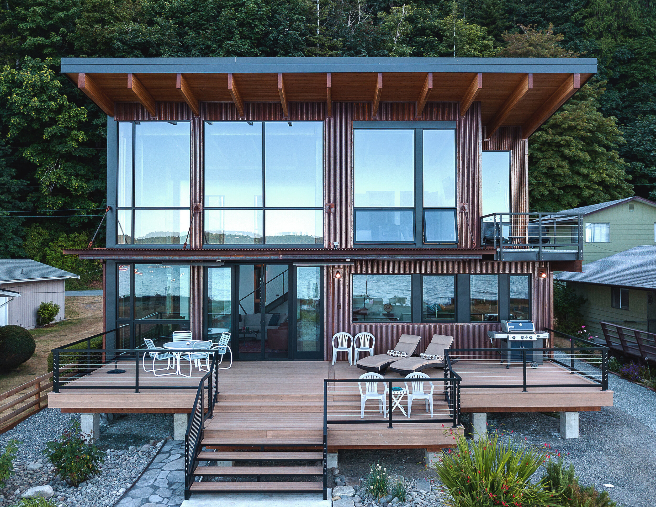 SHORELINE DRIVE RESIDENCE | Camano Island, WA