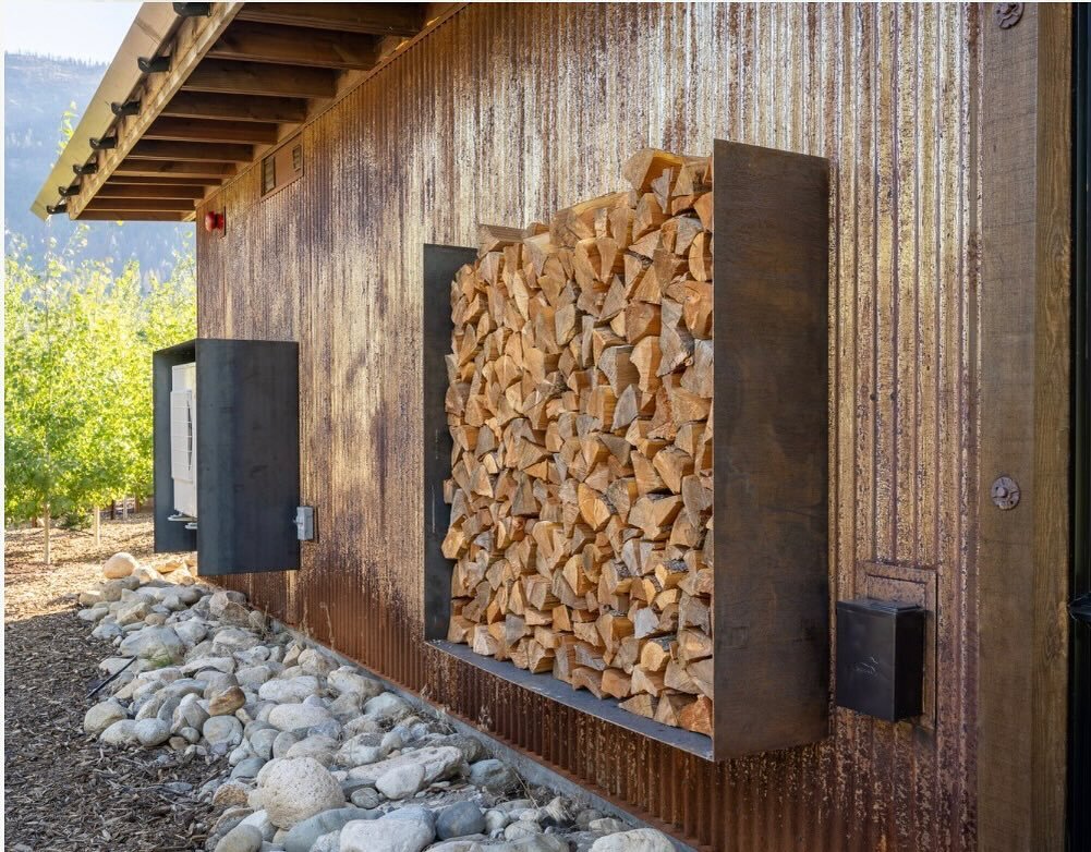 Base Camp 49, Mazama WA. Log Storage. @base.camp49 @colinmsands #basecamp49 #steel#steelwork #logstorage #industrialdesign #industrialstyle #coreten #rustedmetal #rusted #rusted#corrugated #corrugatedmetal #mazama