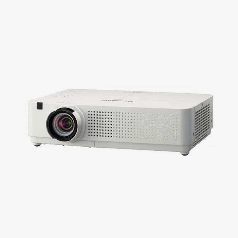 PANASONIC PT-VX500EA: £160 1024X768 XGA, 5000 LUMENS, 1.18 - 1.90:1 LENS, HDMI/VGA/RCA/S-VIDEO INPUTS.