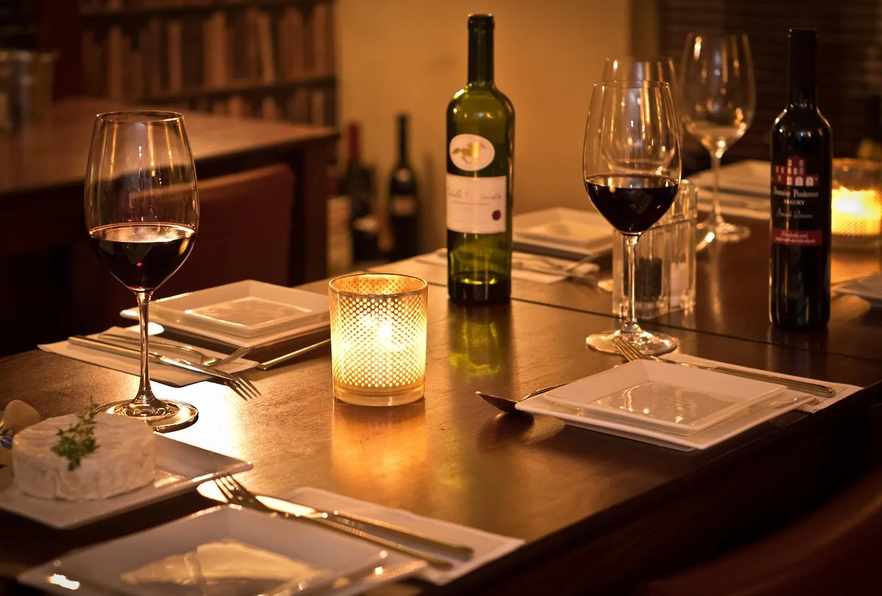 bistro-2594762_1280.jpg