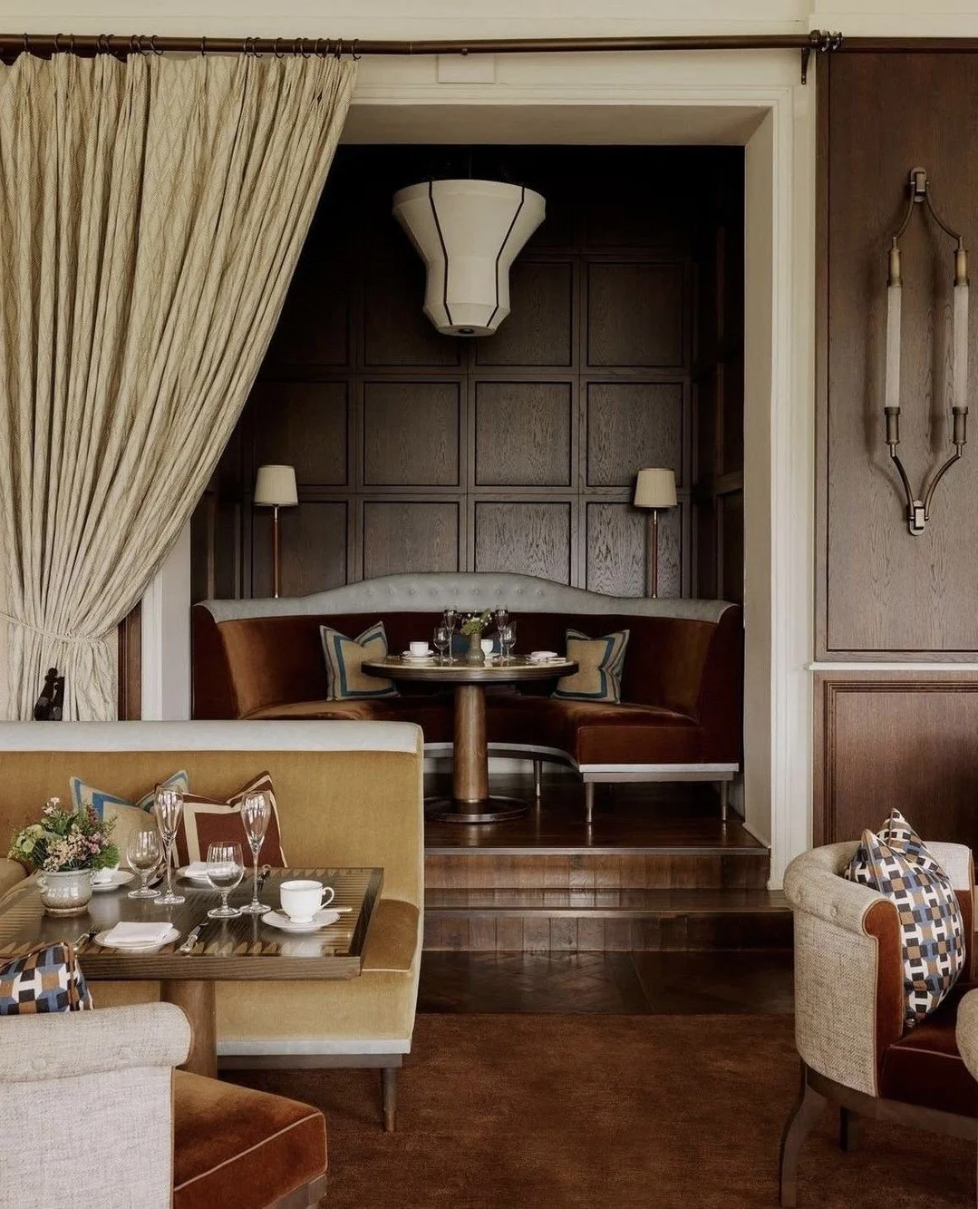 Escape to Gleneagles @thegleneagleshotel &ndash; Scotland&rsquo;s iconic country estate, where elegance meets Highland adventure. Set across 850 acres, this legendary retreat invites you to savor championship golf, falconry with a Harris Hawk, shooti