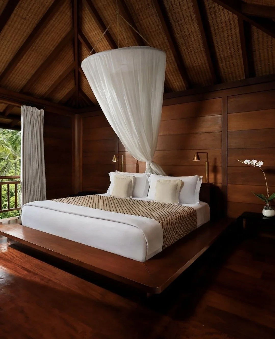 Are you seeking a true wellness escape? Discover COMO Shambhala Estate @comoshambhalaestate &mdash; a transformative &ldquo;Retreat for Change,&rdquo; where the beauty of Bali&rsquo;s jungle meets the art of inner balance. Embracing a holistic philos