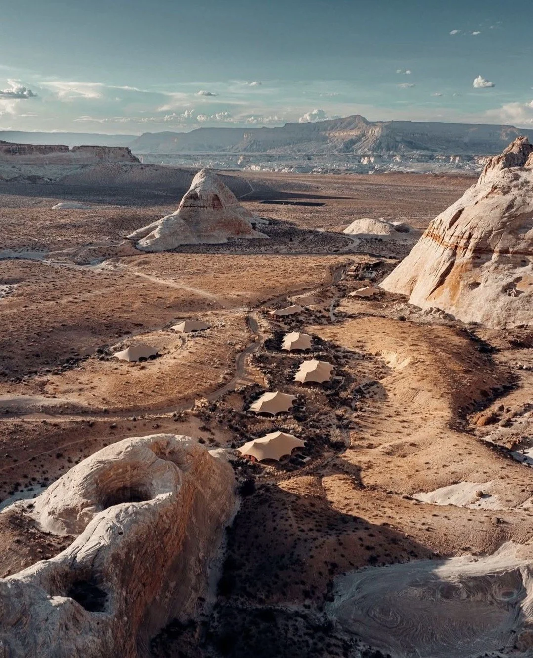Travel to a place where your accommodations are part of the surrounding landscape, where walls blend into the rock, and windows open to wilderness &ndash; where architecture and nature live in perfect harmony.⁠
⁠
Set on 900 acres of untouched red-roc