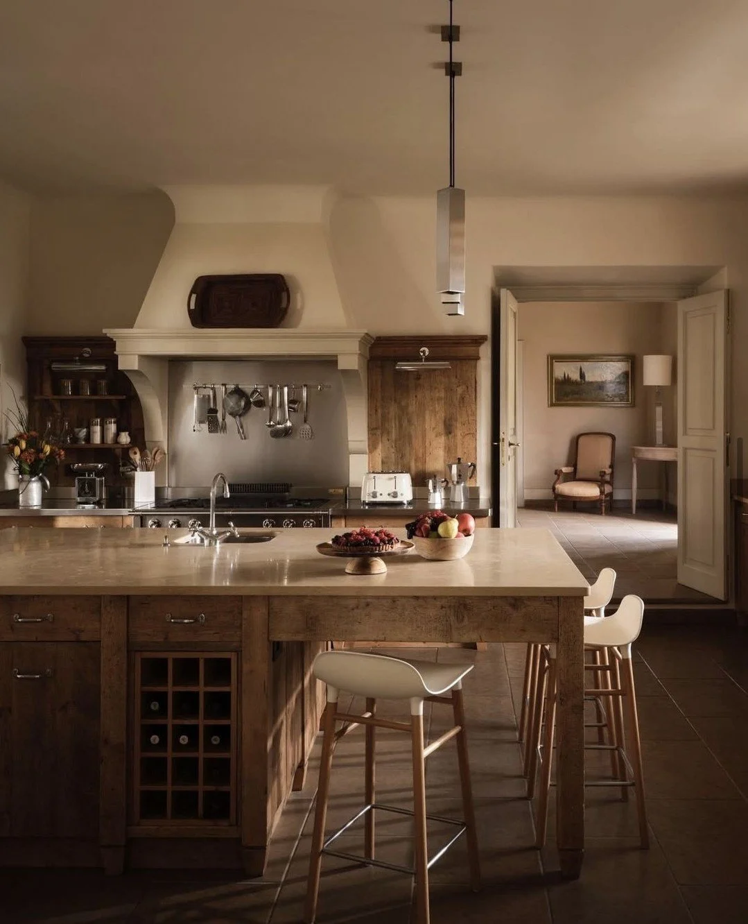 A place where centuries of heritage meet modern Italian artistry. ⁠
⁠
Set within a 5,000 acre, 900 year old estate in the heart of Tuscany, Rosewood Castiglion del Bosco @rosewoodcastigliondelbosco offers 42 suites and 11 private villas.⁠
⁠
The villa