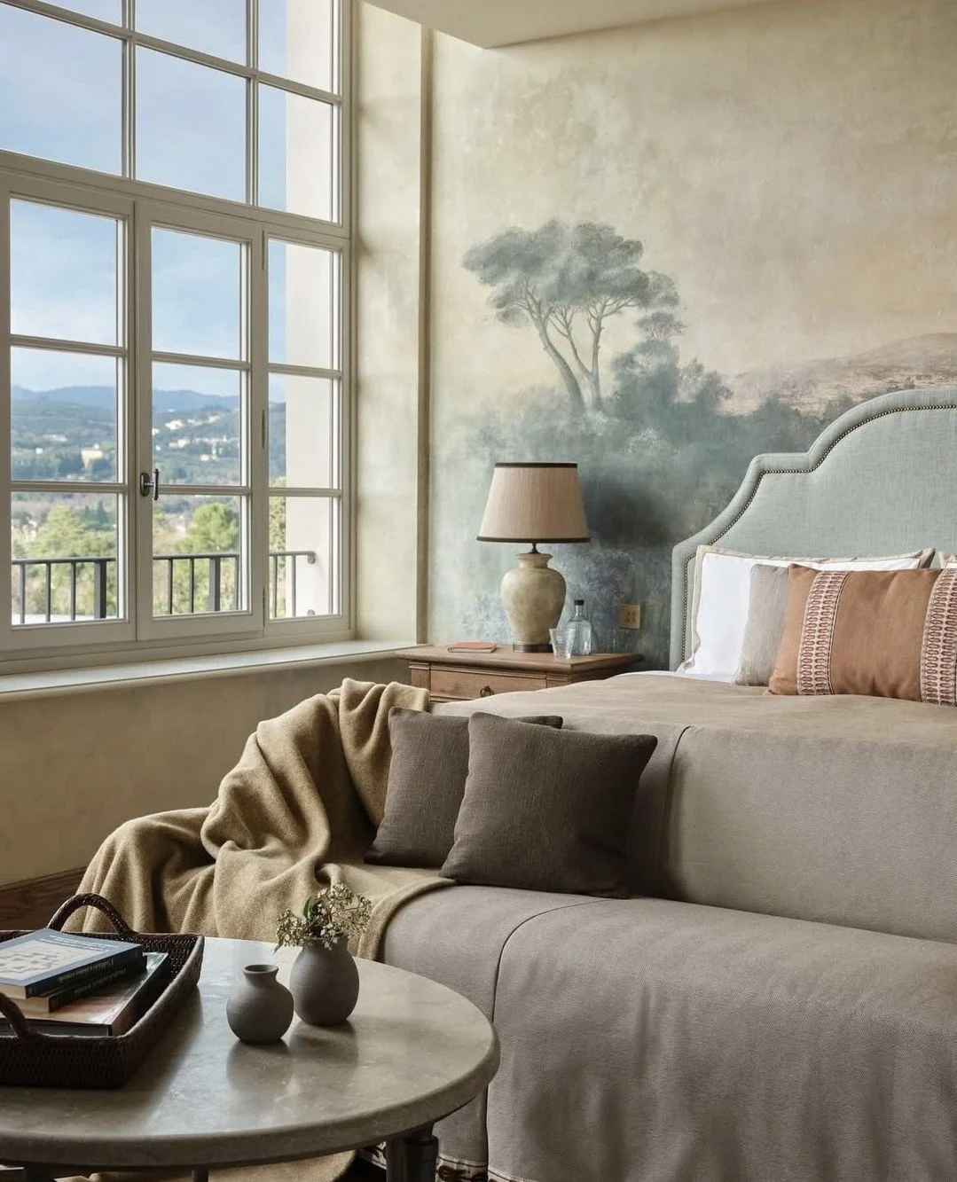 A Florentine dream, painted in sunset hues. ⁠
⁠
Perched above the city, Collegio alla Querce, Auberge Collection @collegioauberge feels like a living canvas &ndash; terracotta warmth, cypress greens, and golden light. A historic haven where Renaissan