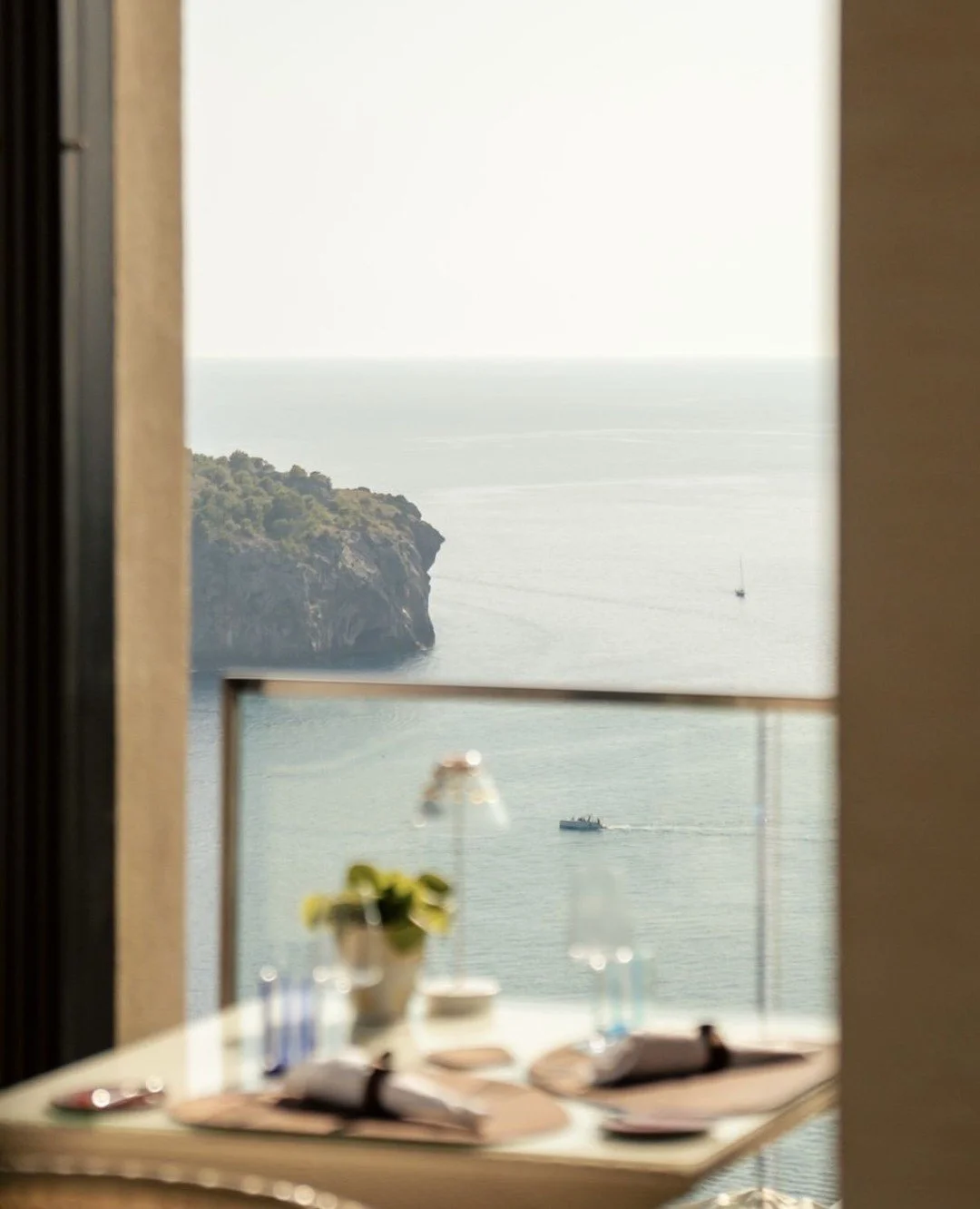 Overlooking the picturesque harbor of Port de S&oacute;ller, Jumeirah Mallorca @jumeirahmallorca is a serene clifftop retreat suspended between sea and sky. Set into the cliffs and woven together by stone pathways and fragrant Mediterranean gardens, 