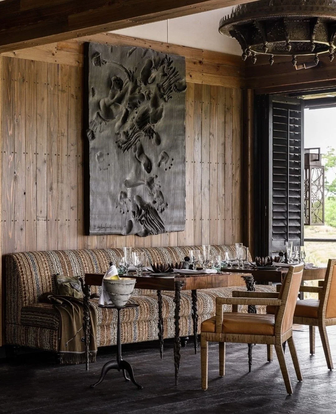 Set within the Moremi Game Reserve, Xigera Safari Lodge @xigeralodge is an all-inclusive safari retreat where conservation, culture, and design lead the experience.⁠
⁠
Tucked beneath a canopy of indigenous trees, the lodge is an intimate retreat with