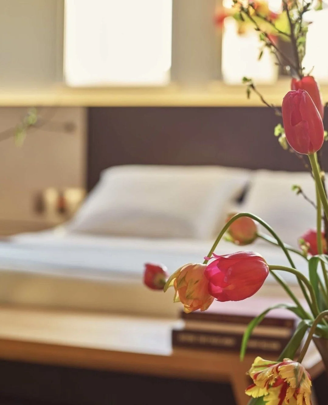 Where history hits the high note. ⁠
⁠
A former 19th-century music conservatory turned modern icon. Mandarin Oriental Conservatorium @conservatoriumhotel is soaring architecture, hushed luxury, and that unmistakable Amsterdam cool.⁠
⁠
Why we love it: 