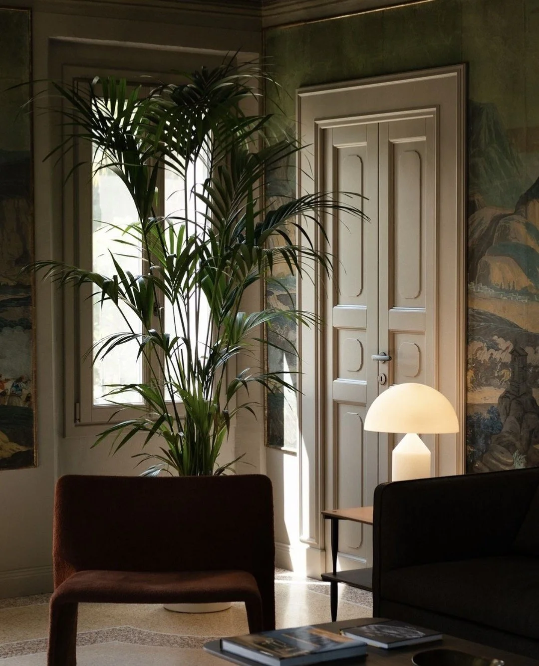 Escape to the heart of Emilia-Romagna at Relais Roncolo 1888 @relaisroncolo1888 &ndash; where timeless Italian charm meets refined luxury.⁠
⁠
Wake up in beautifully restored rooms and suites that blend historic elegance with modern comfort, surrounde