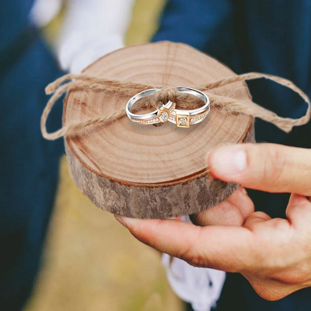 Wooden Ring "Pillow"