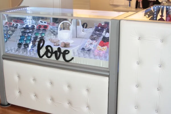 Las Vegas Wedding Gifts