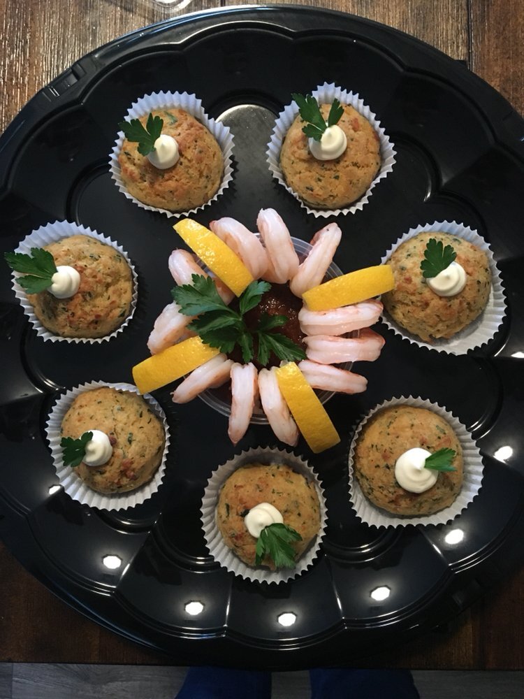 shrimp cocktail and crab cakes.jpg