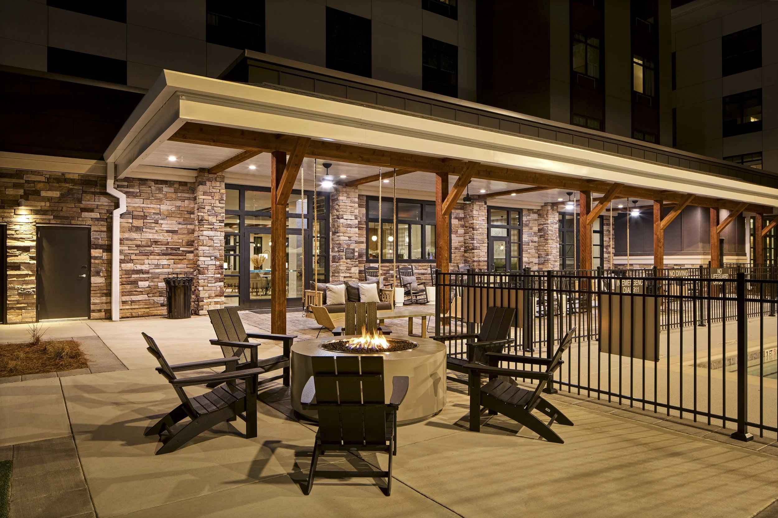 Perry_FFI_FirePit_5696.jpg