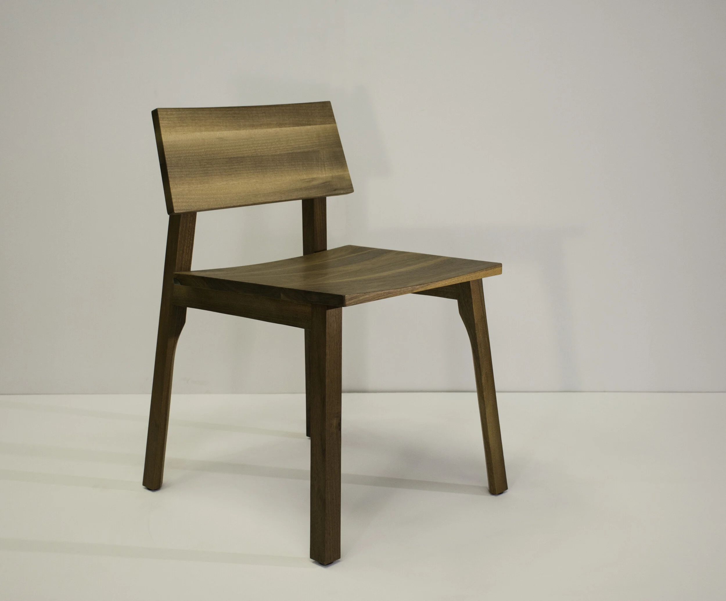 D3 Side chair in Back Walnut