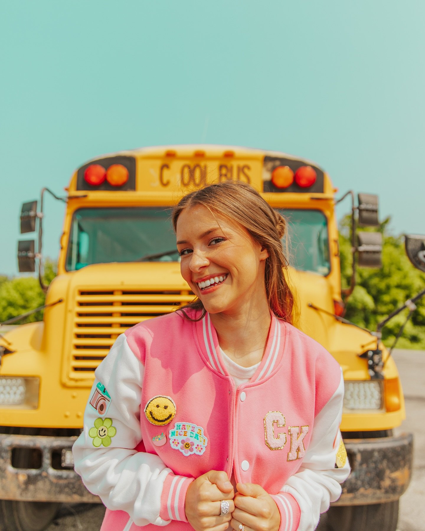HAPPY JULY!!! 🤭✌️⭐️☀️✨

I hope you&rsquo;ve been having the best summer ever!! Class of 2026!!! Your senior year is just around the corner and NOW is the time to secure your senior photos!!! Dates are filling up QUICKLY for the year! I am fully book