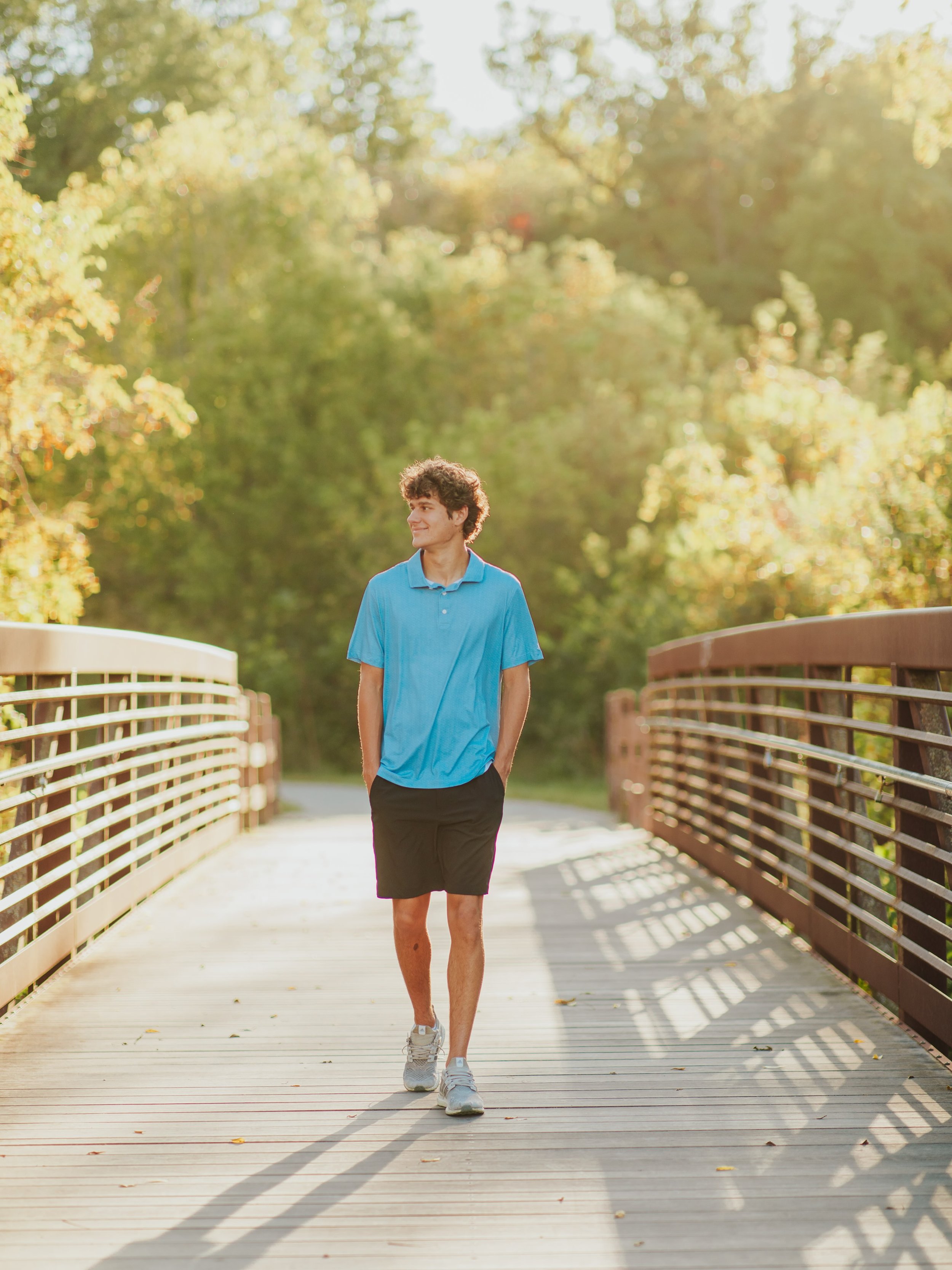 Senior photos with CHASE! 💫🌀⭐️⚽️⚡️

A chill, laid-back senior photos adventure for his senior photos!!! 

I&rsquo;ve known Chase&rsquo;s family for such a long time and cannot believe he is a senior!! I took Chase&rsquo;s brother Braden&rsquo;s pho