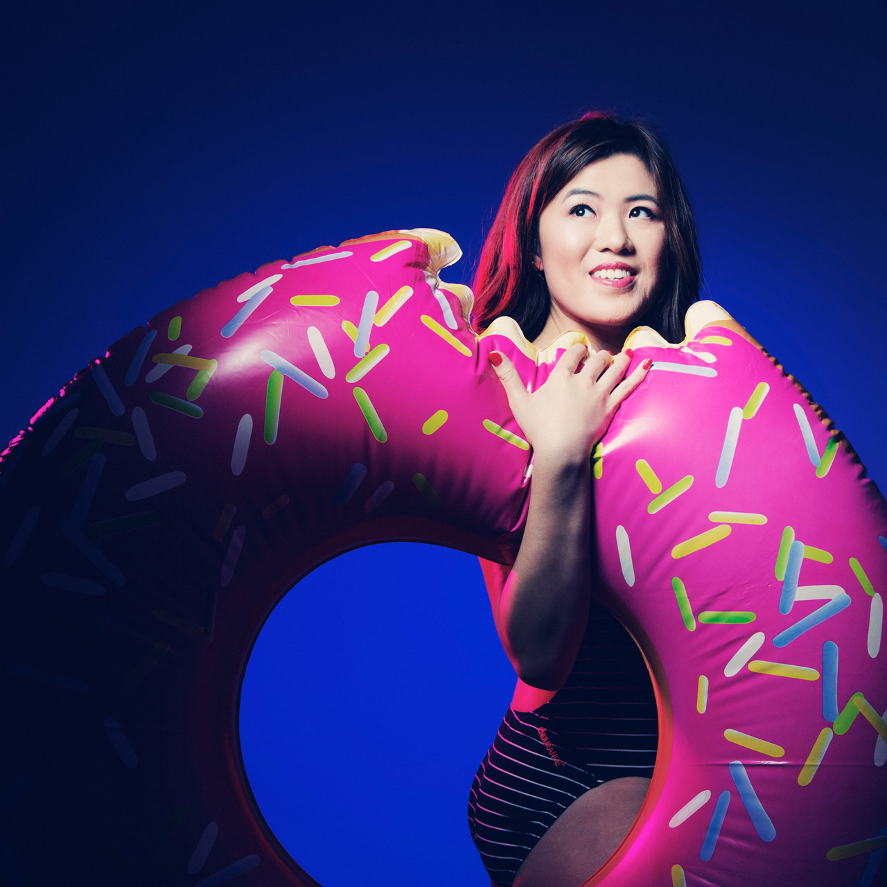 BUTT DONUT