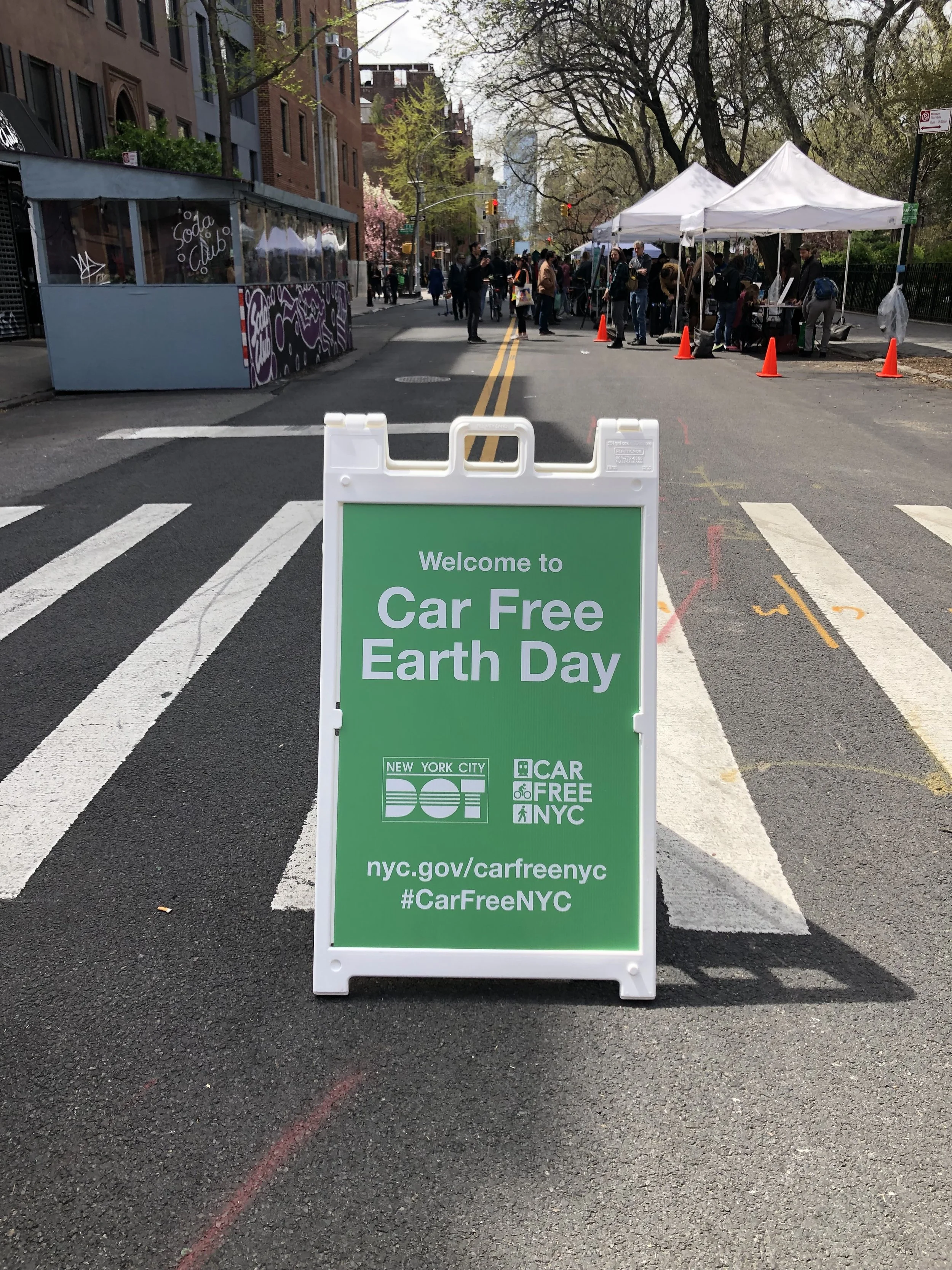 Car Free Earth Day NYC DOT — Lindsey Balbierz Illustration