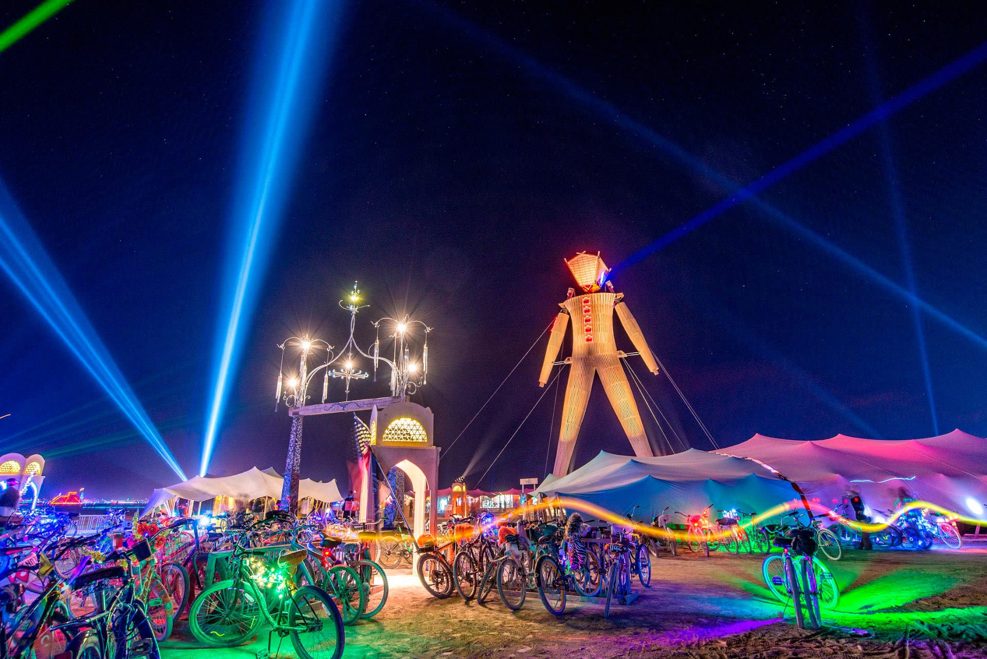 2014 BURNINGMAN Photo by razy isoi