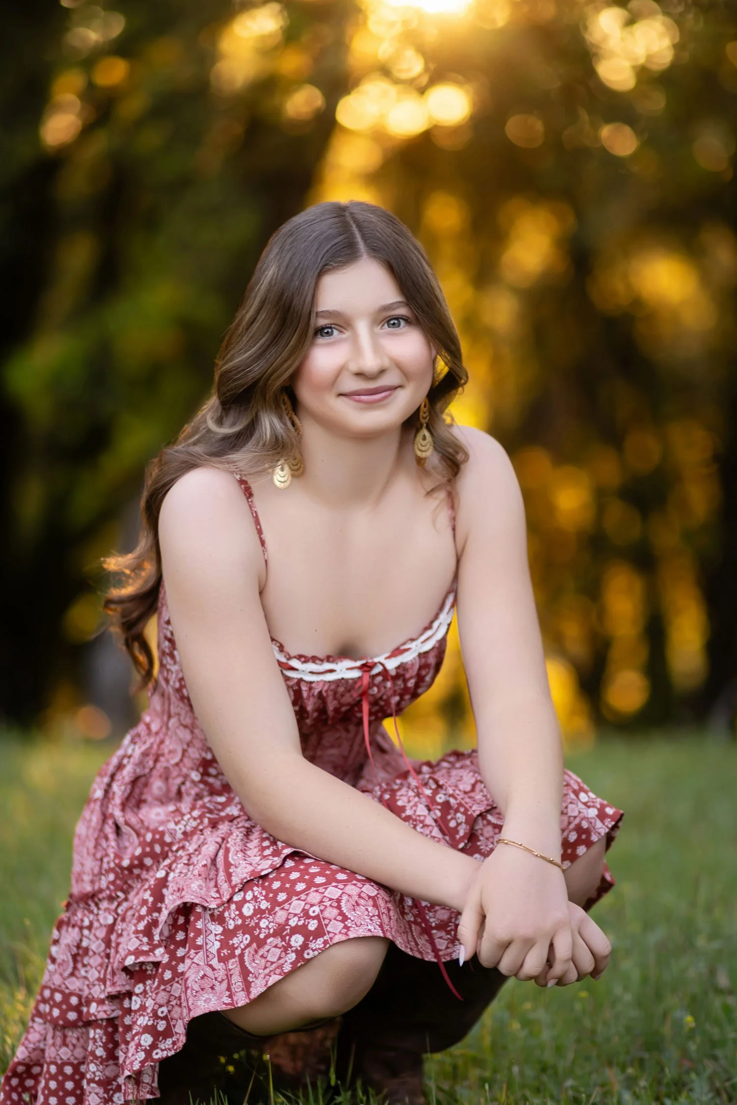 weimar hills school graduation photos in a field in Colfax california