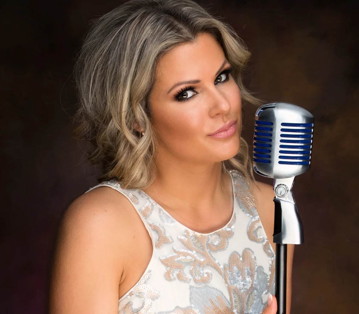 Jenni Doyle & Las Divas at The Dubh Linn Gate 