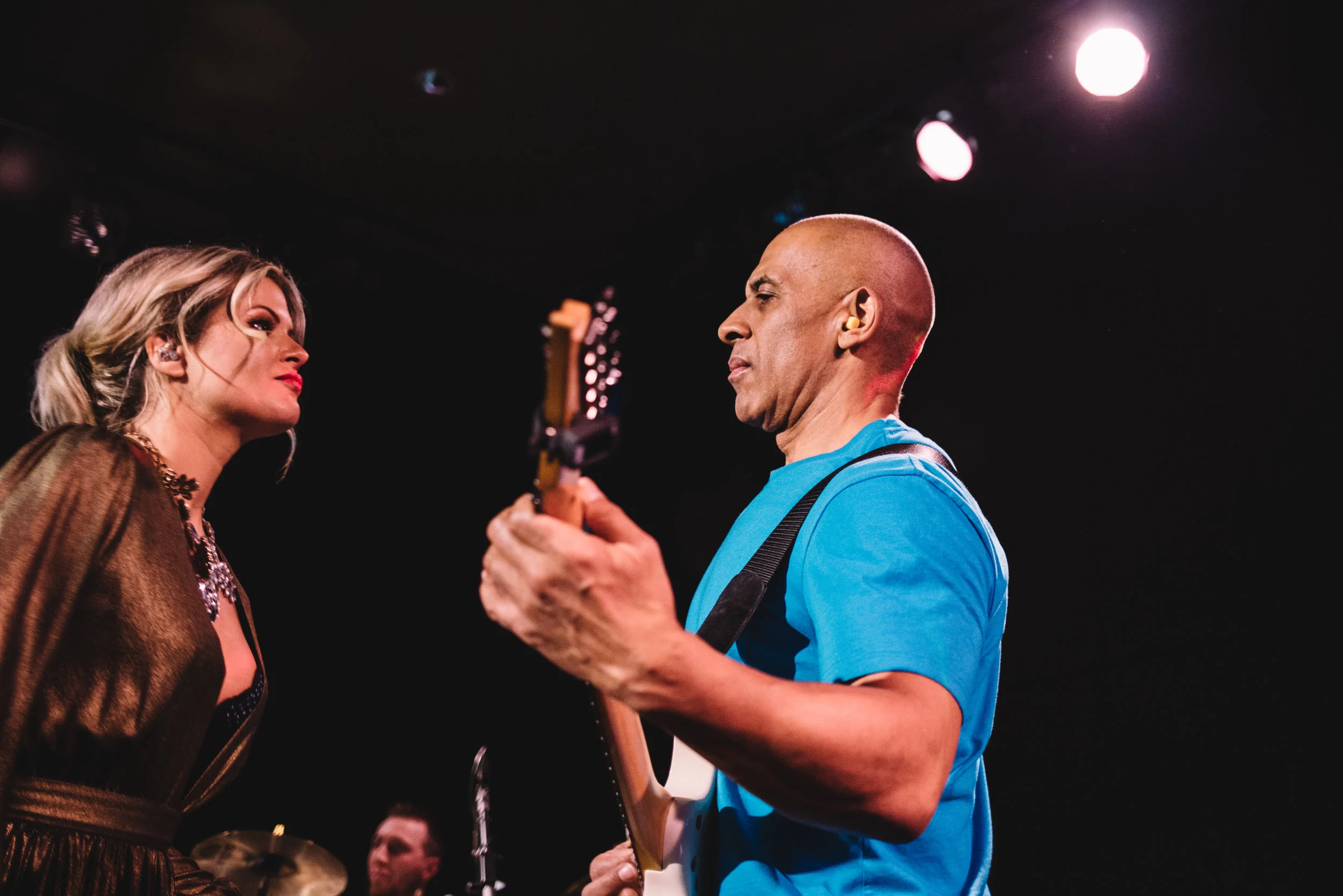Jenni Doyle & The Attractions Band at Woody's!