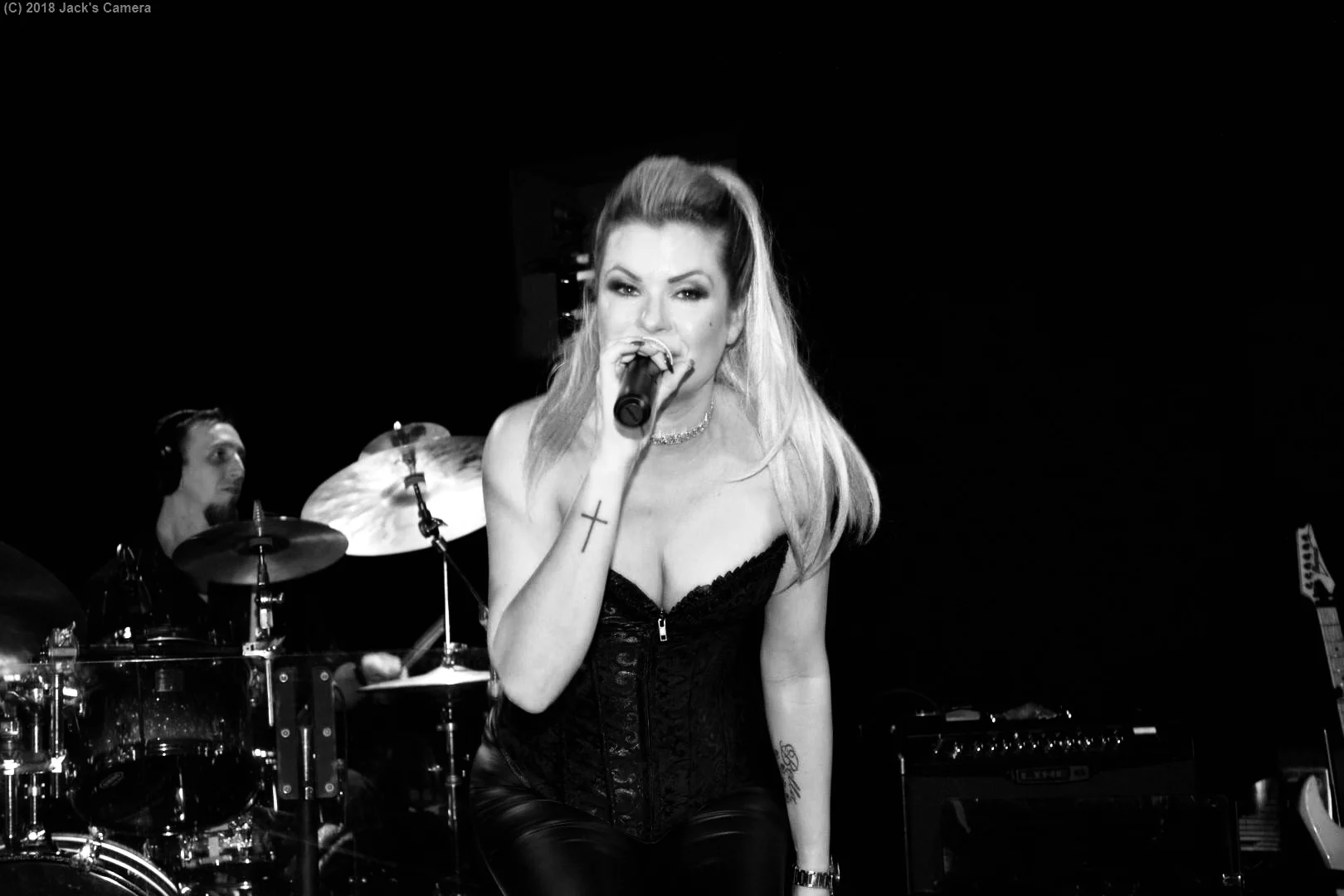 Jenni Doyle & The Attractions at The Hard Rock Casino!