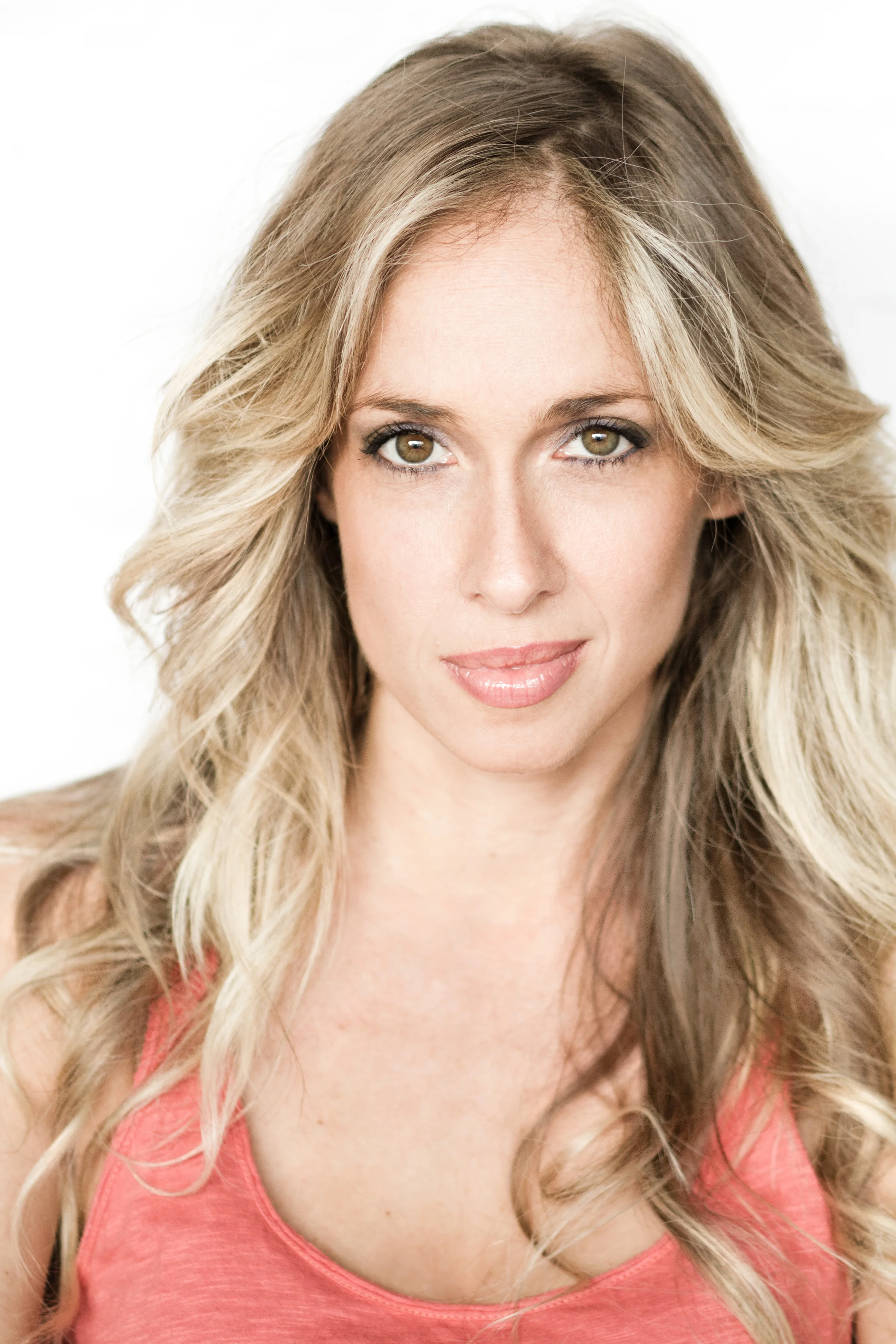 Romi Trower Headshot.jpg