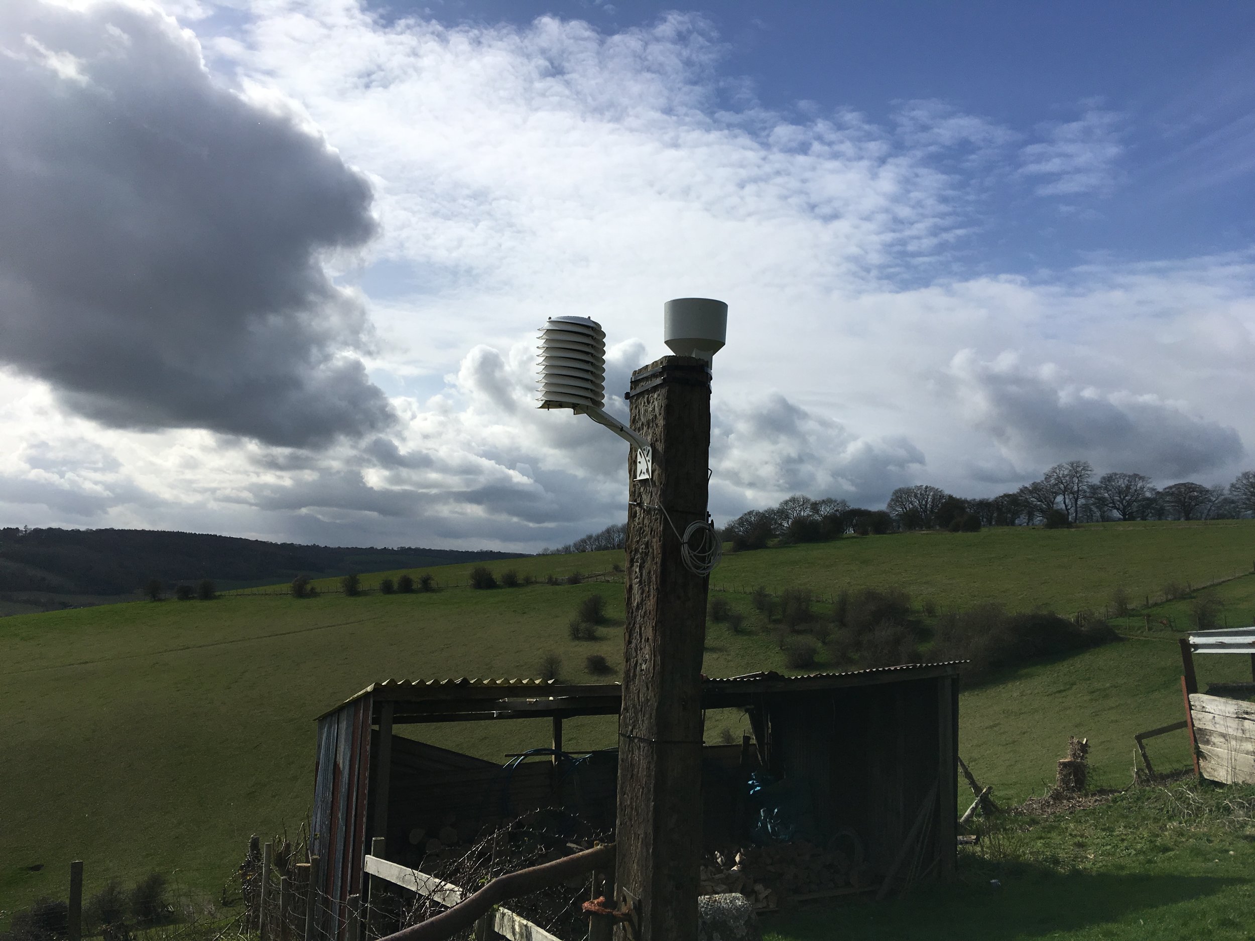 Agricultural weather station for livestock