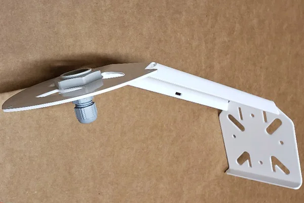M25-to-m12 reduction with an m12 cable gland installed in the meteoshield pro mount. (photo courtesy of comptus inc.)