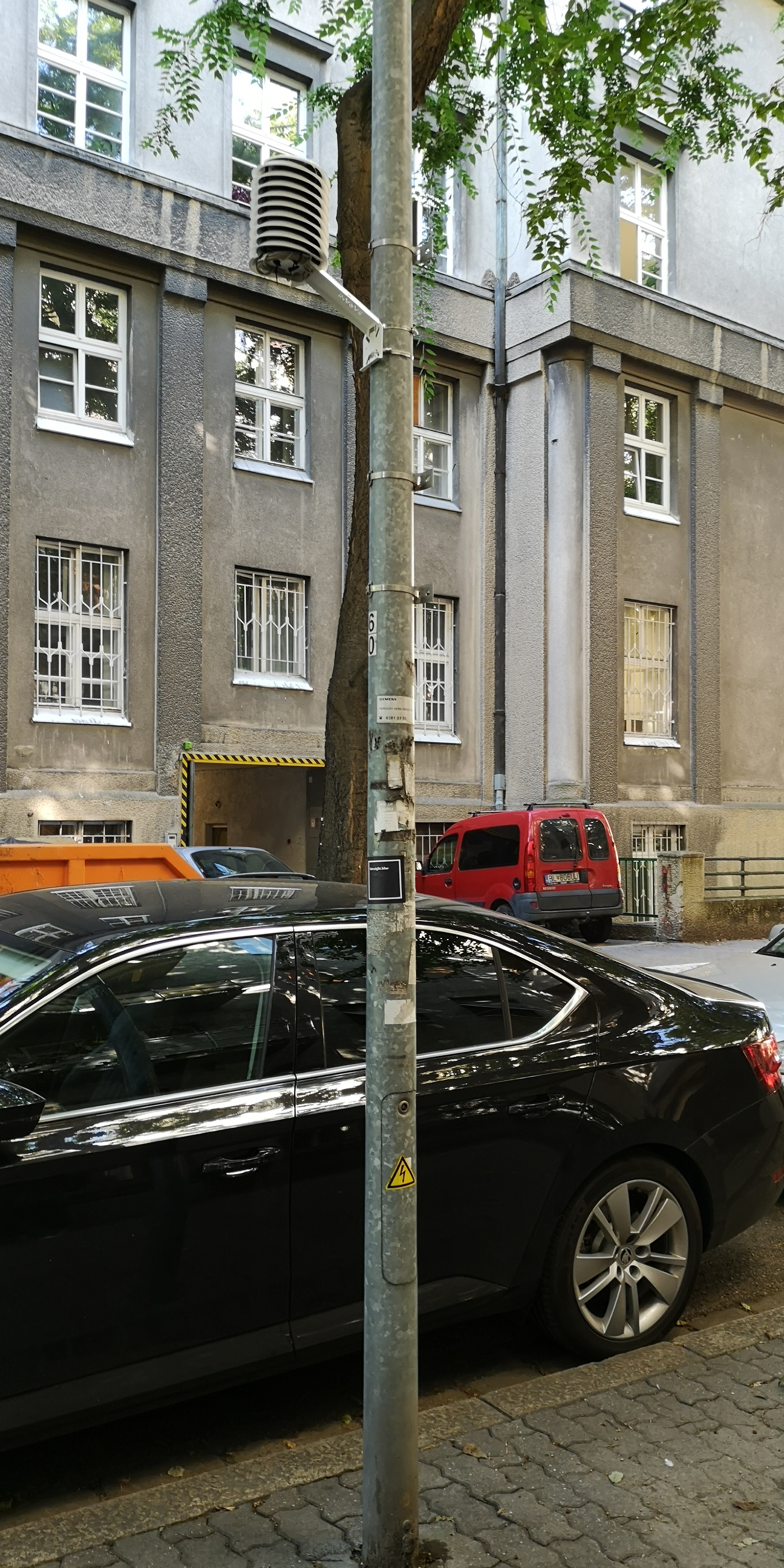 MeteoHelix weather station on a street lamp as part of urban heat island research Horizon 2020 ARCH.jpg