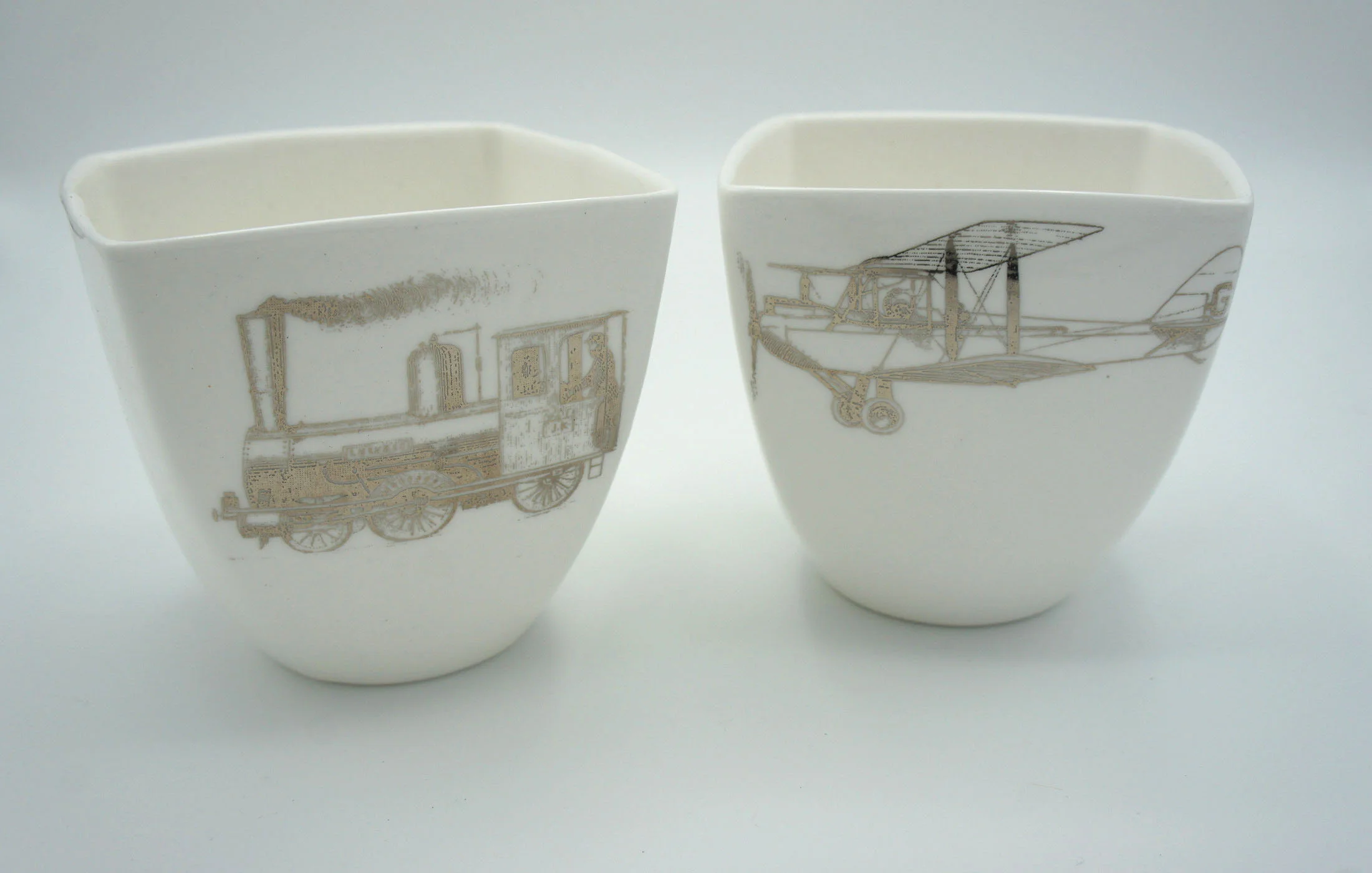 Palm Bowl - Eva Baron Interior Designer in Oxford